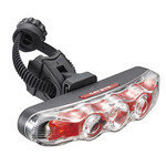 LEDを使用した、非常に明るい自転車用テールライトです。 左側通行となる自転車の場合、自動車からの案外見えにくいものです。 その点、このライトは視認性も高く、点等パターンの種類も豊富。取りつけも工具不要で簡単。 サドル用ブランケットと一緒に使用すれば、簡単にサドルにも取り付けられます。